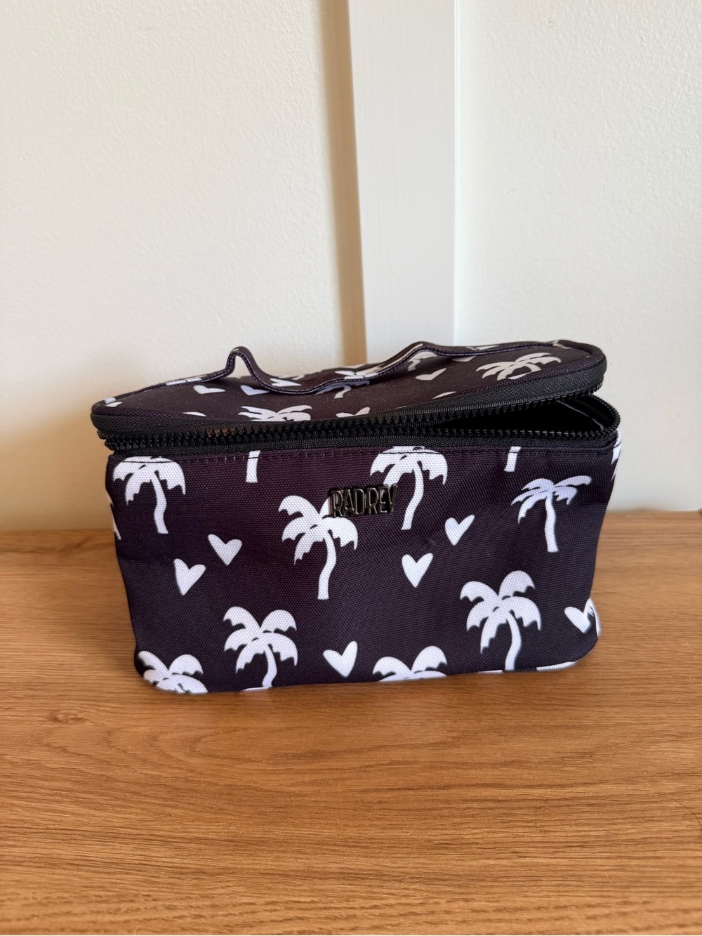 Rad Rev Small Train Case Palm Tree Cosmetic Makeup Travel Bag